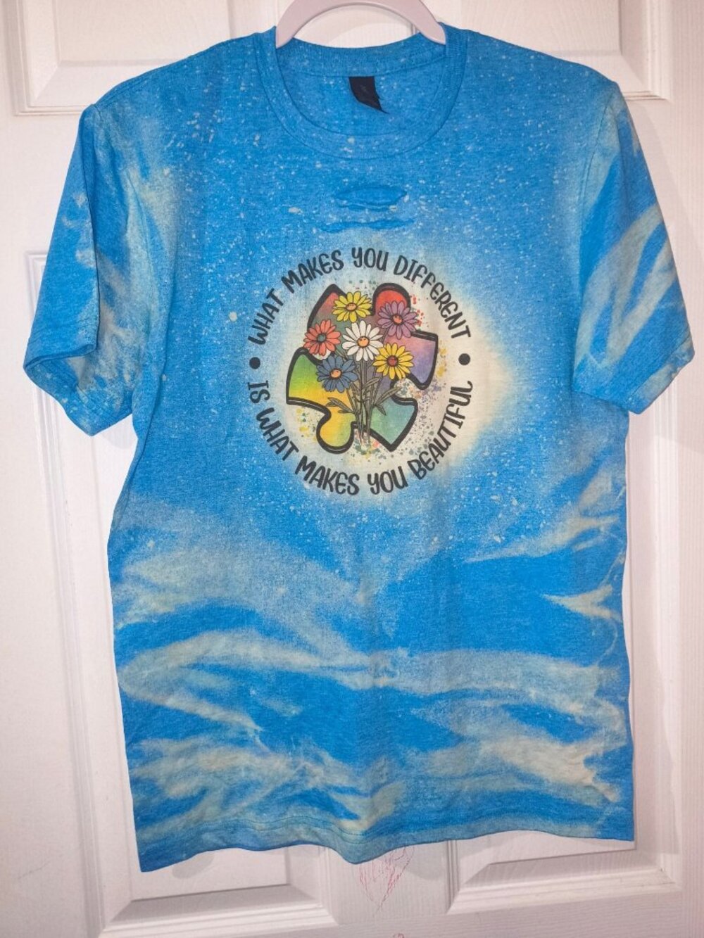 Women's Sizes Small Gilden Autism Shirt